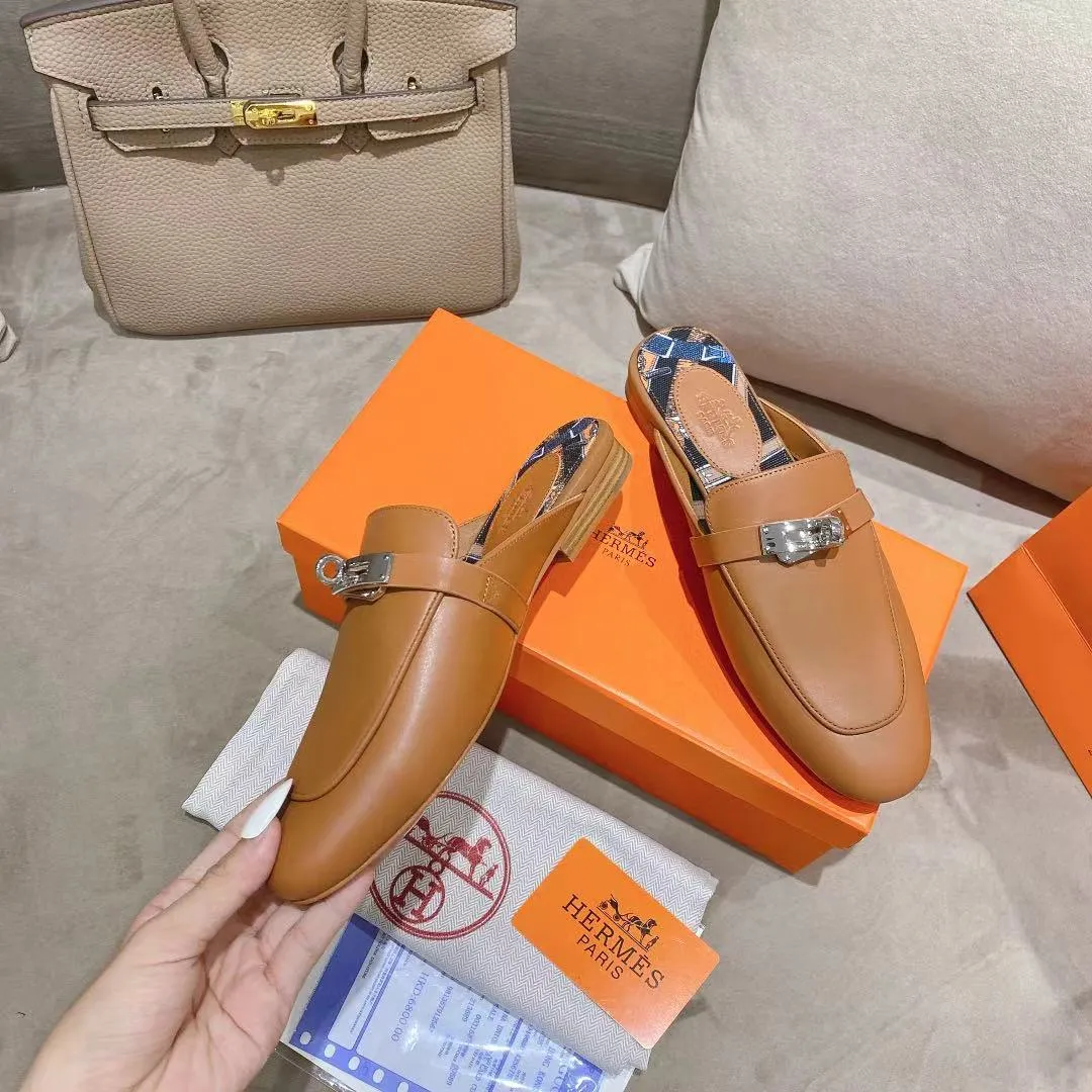 👟👟Ex-factory price 440👟👟Hermes/Hermes new kelly buckle sandal mule shoes for women flat toe lazy shoes and half slippers😄😄😄 Fabric: calfskin lining: sheepskin lining/3D floral cloth🌸🌸🌸 Code number: 35 36 37 38 39 40 41 Color: Black White Brown Outsole: Anti-leather pattern rubber outsole